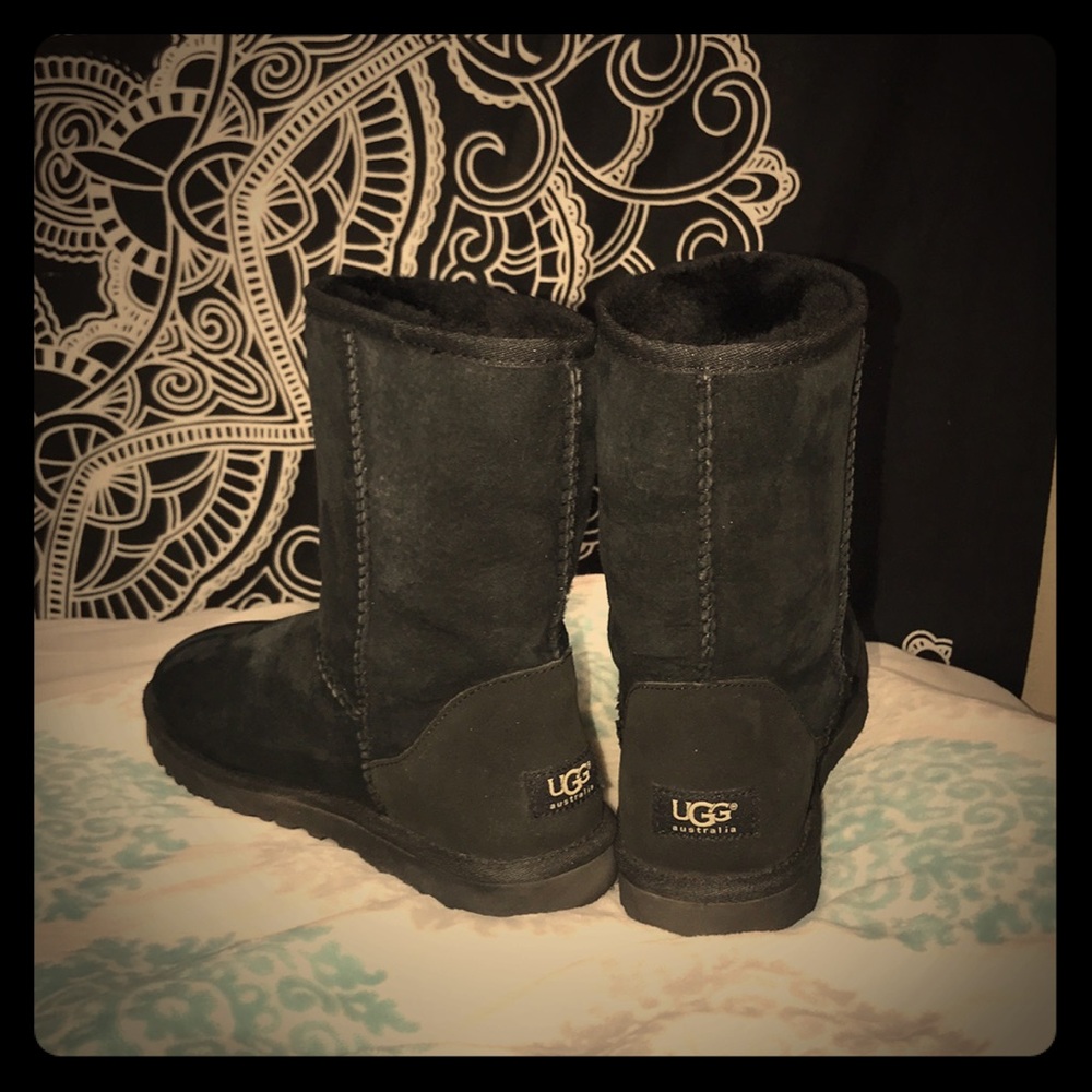 Short Black Ugg Boots